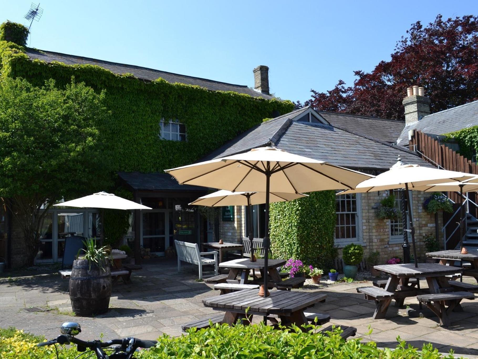 The White Hart Country Inn Fulbourn Экстерьер фото